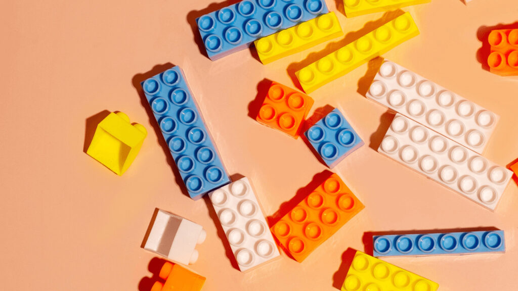 レゴ・ブロックも脱炭素の挑戦、2050年ネット・ゼロへ